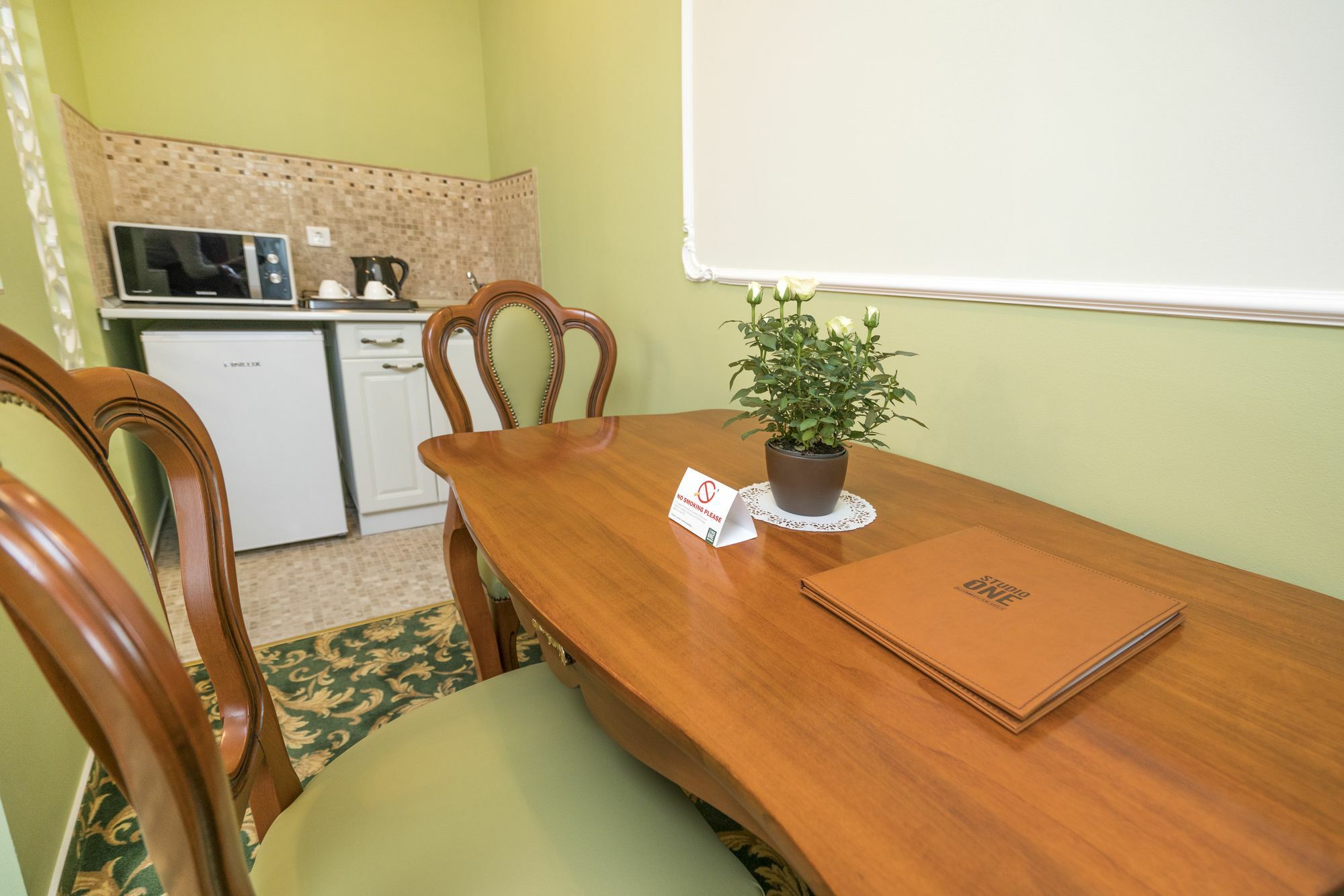 Studio One Accommodation Suites Bucureşti Eksteriør bilde